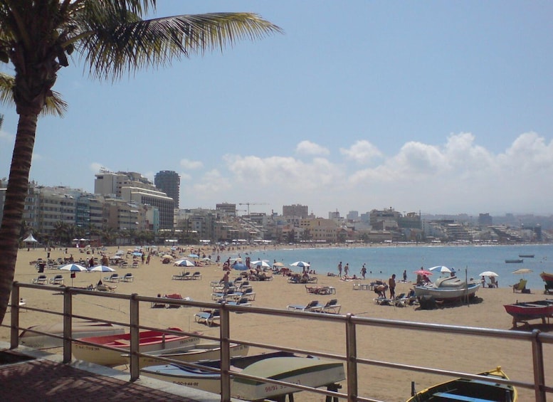 Picture 2 for Activity Las Palmas: 3.5-Hour Full City Guided Taxi and Walking Tour