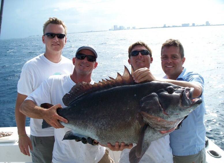 Picture 2 for Activity Fort Lauderdale: 4-Hour Sport Fishing Shared Charter