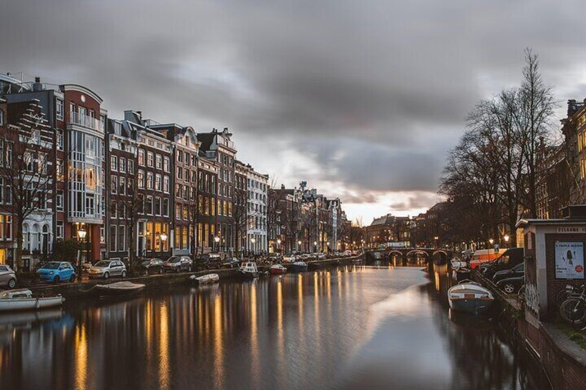 Anne Frank Story & Neighborhood Walk Tour in Amsterdam