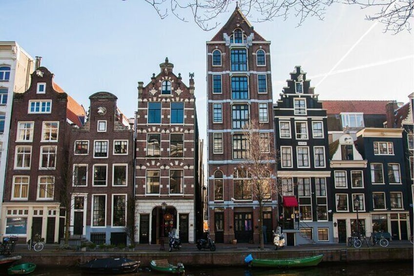 Anne Frank Story & Neighborhood Walk Tour in Amsterdam