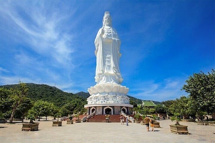 Da Nang Explore: Lady Buddha, Monkey Mountain & Am Phu Cave Tour