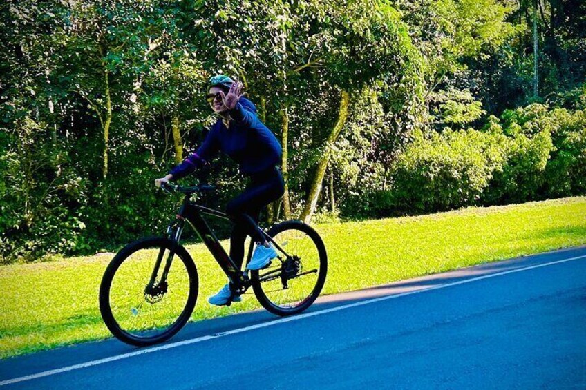 Private Half-Day E-Bike Tour in Iguaçu National Park