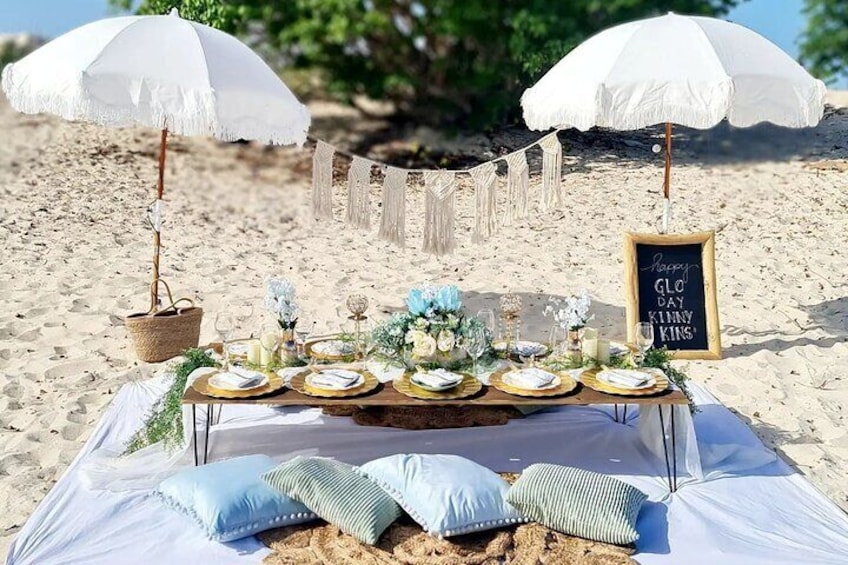 Luxury Private Picnic in Paradise Beach