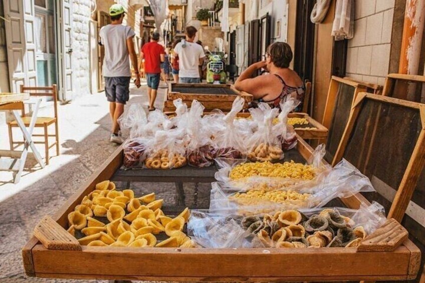 Bari old town walking tour with the best artisan ice cream 