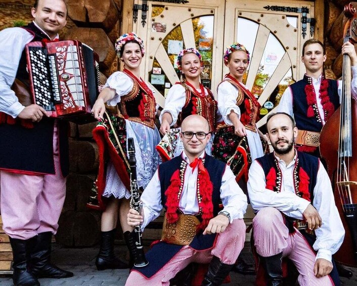 Picture 4 for Activity From Krakow: Polish Folk Show with All-You-Can-Eat Dinner