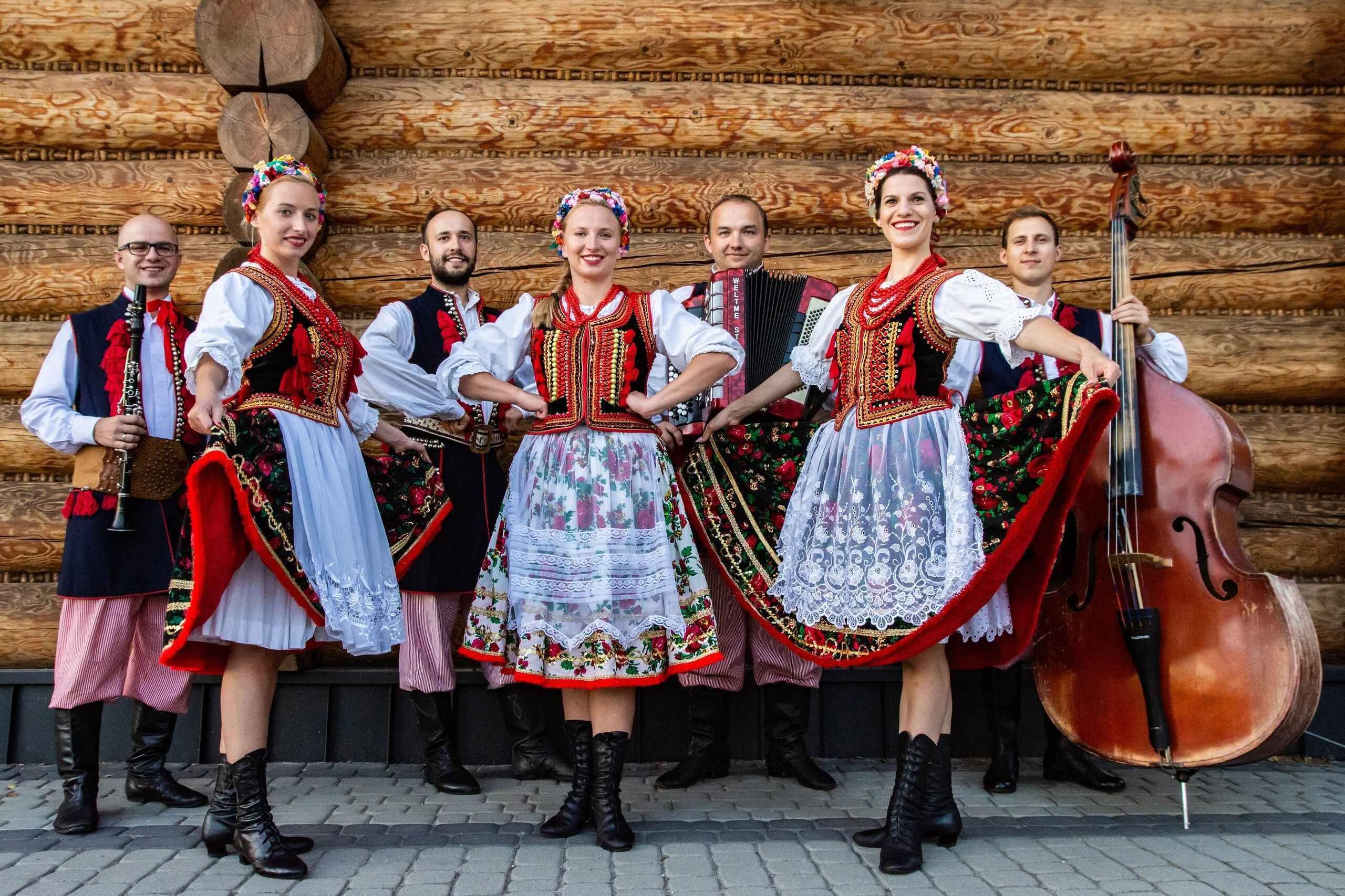From Krakow: Polish Folk Show with All-You-Can-Eat Dinner
