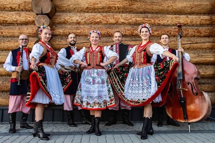 From Krakow: Polish Folk Show with All-You-Can-Eat Dinner