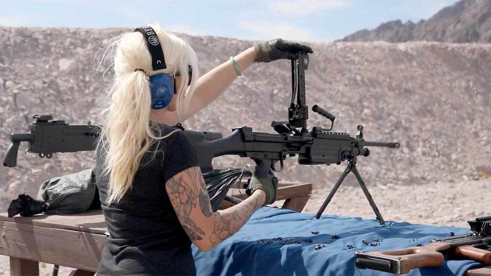 Woman on the Outdoor Shooting Experience in Las Vegas 