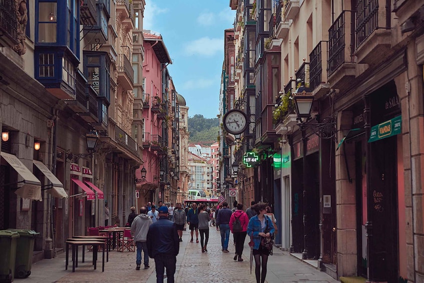 Picture 5 for Activity Bilbao Walking Tour and cable car in spanish