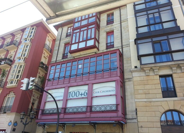 Picture 7 for Activity Bilbao Walking Tour and cable car in spanish