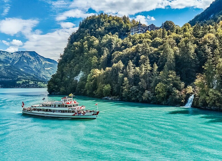 Picture 1 for Activity Interlaken: Boat Day Pass on Lake Thun and Lake Brienz