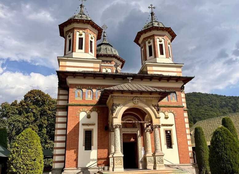 Picture 2 for Activity From Brasov: Tour of Castles and Surrounding Area