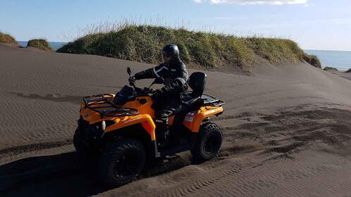 Reykjavík: 2-timers ATV-eventyr på den sorte sandstrand