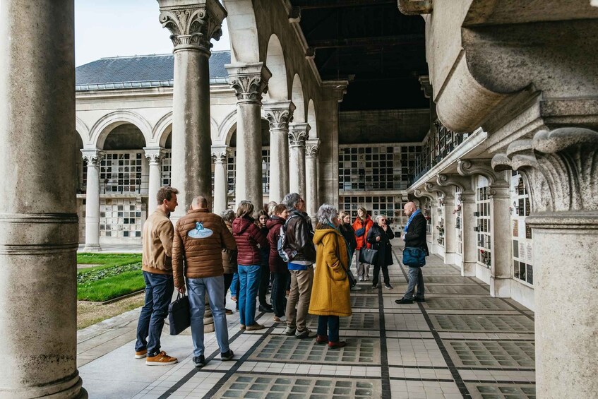 Picture 6 for Activity Paris: Pere Lachaise Cemetery Guided Tour