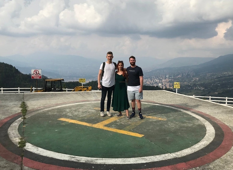 Picture 5 for Activity Medellín: Private Pablo Escobar Tour with Cable Car Ride