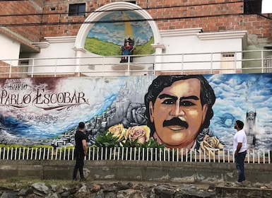 Medellín: Escobar-kierros ja köysirata-ajelu