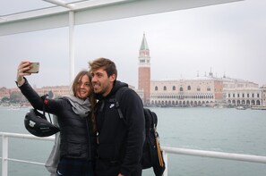 Small-Group Lido Bicycle Tour