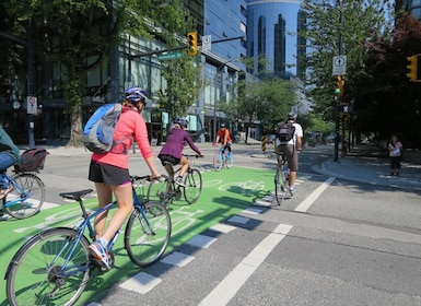 Stanley Park & City centre Vancouver Morning Bike Tour