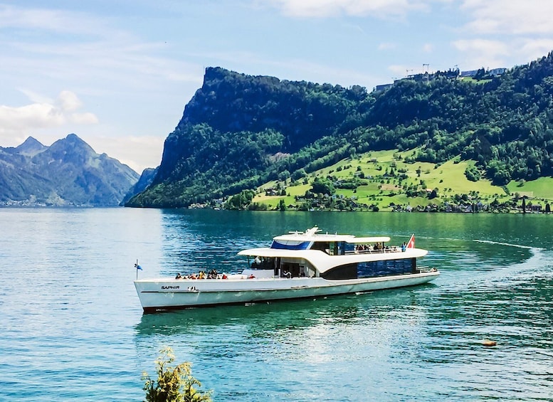 Picture 11 for Activity Lucerne: 1-Hour Cruise on Panoramic Yacht