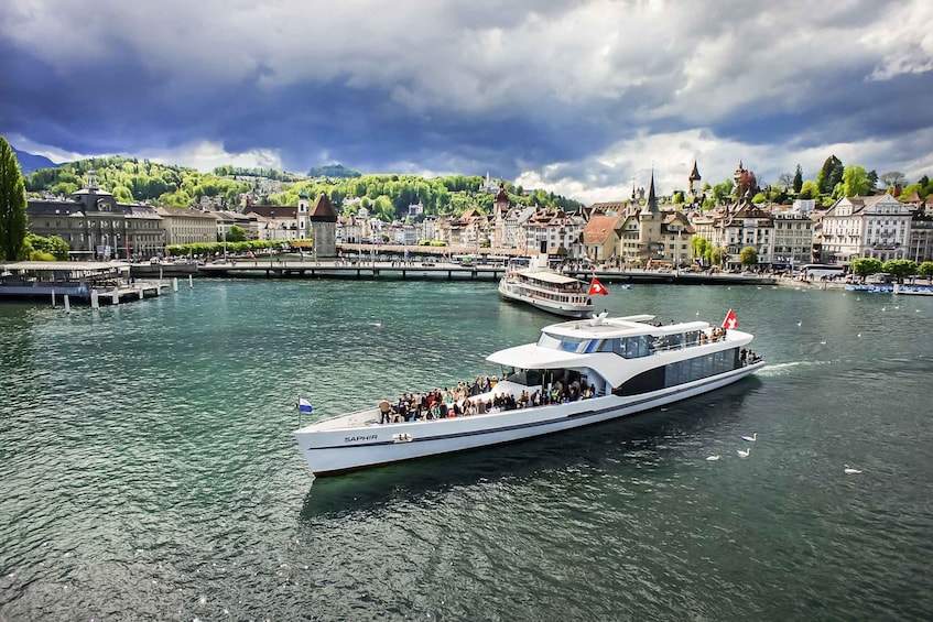 Picture 8 for Activity Lucerne: 1-Hour Cruise on Panoramic Yacht