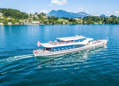 Luzern: rondvaart van 1 uur op panoramisch jacht