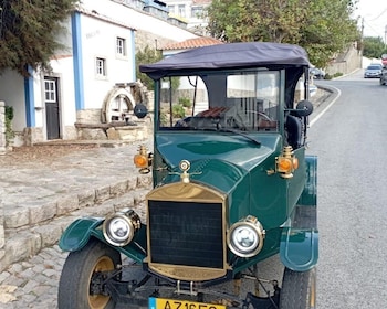 Tur Keliling Sintra dan Cascais dengan Tuk Tuk/Buggy Vintage
