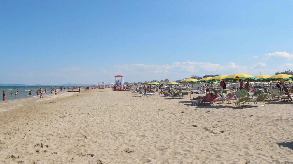 Picture 3 for Activity Rimini: Beach 42 Experience with Umbrella and Drink