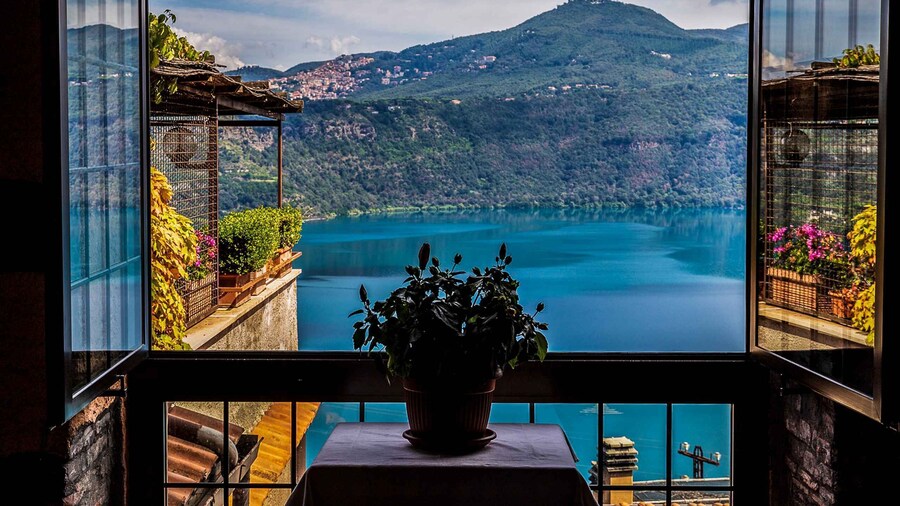 Castel Gandolfo: Papal Palace & Secret Garden Ticket