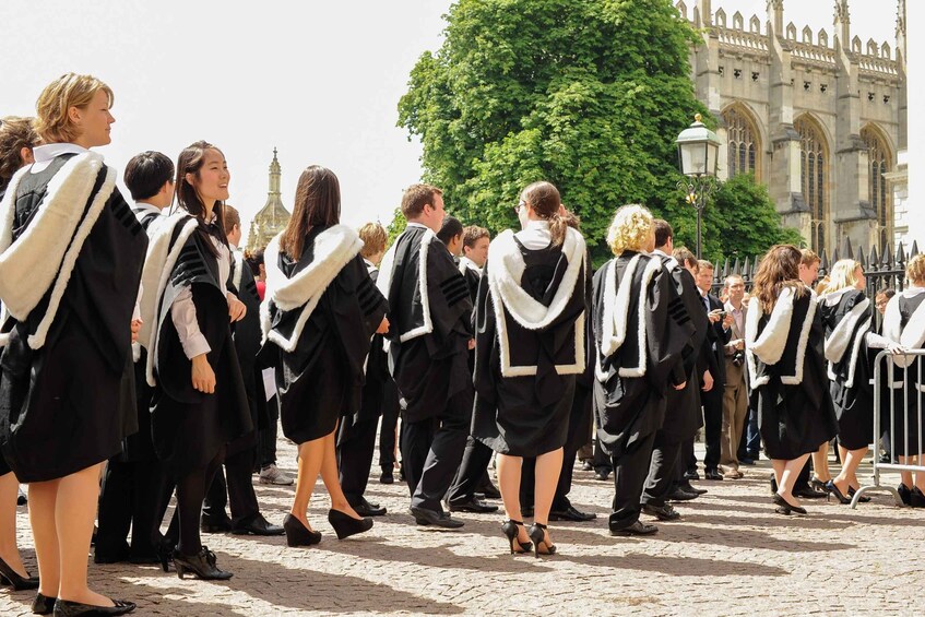 Picture 3 for Activity Cambridge: Alumni-Led Walking & Punting Tour w/Kings College