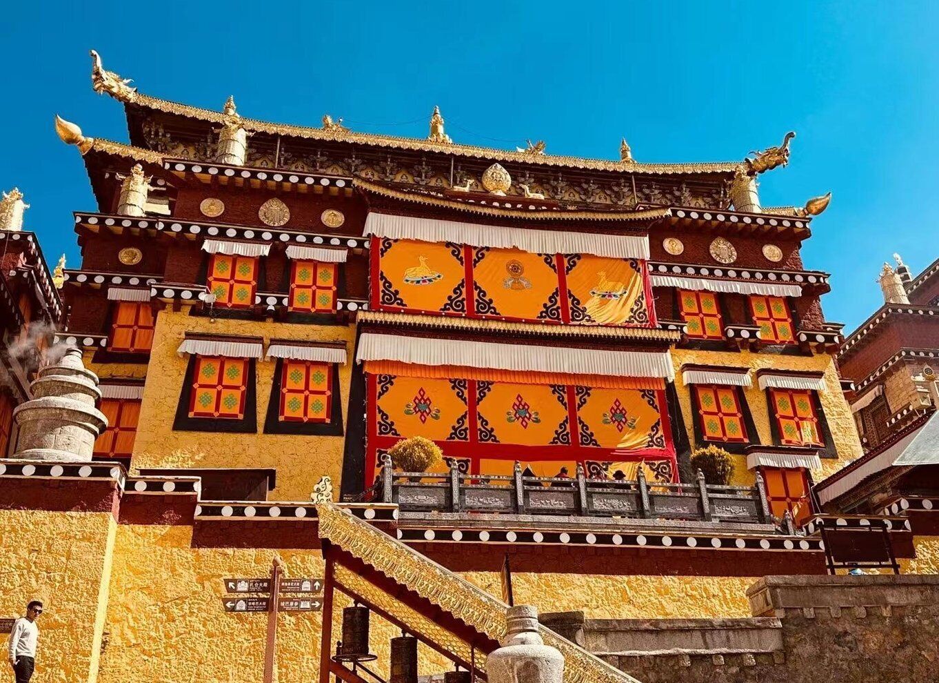 Shangri-La Area Private Day Tour from Lijiang/Shangri-La