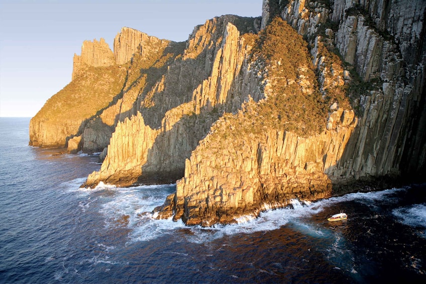 Picture 2 for Activity Tasman Peninsula Tour, Cruise & Port Arthur Historic Site