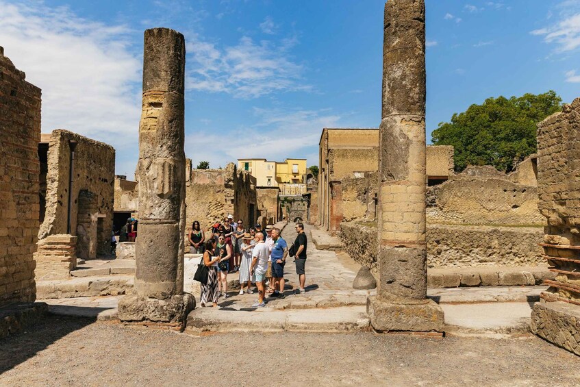 Picture 12 for Activity Herculaneum: Skip-the-Line Tour with Archaeologist