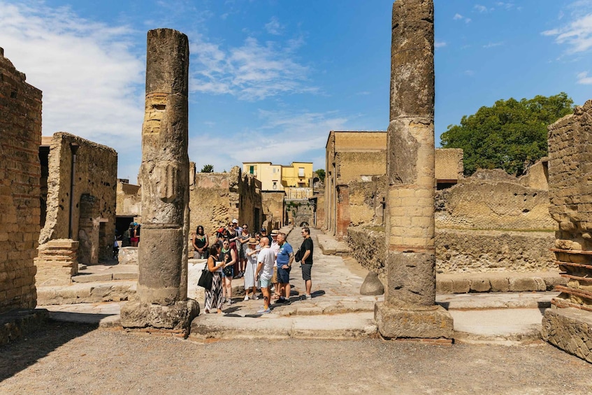 Picture 12 for Activity Herculaneum: Skip-the-Line Tour with Archaeologist