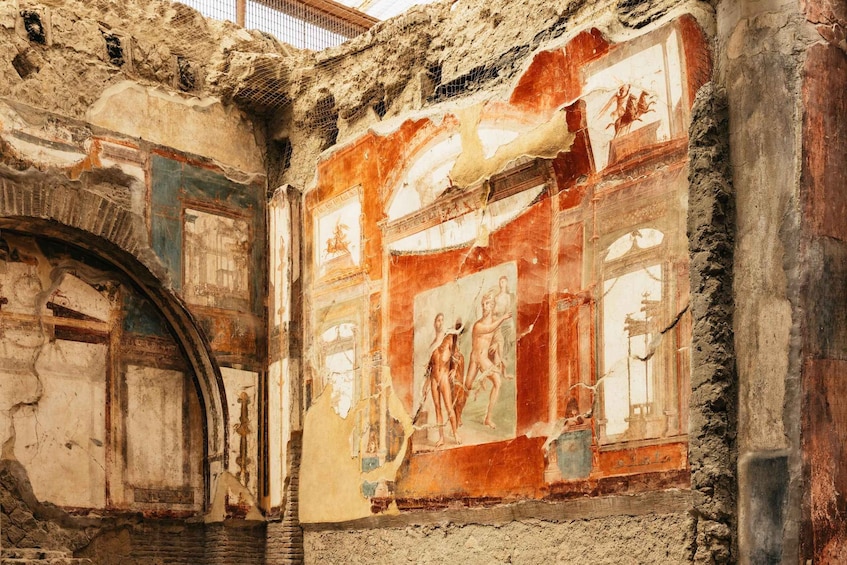 Picture 1 for Activity Herculaneum: Skip-the-Line Tour with Archaeologist