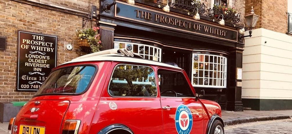 London Best Bits in a Classic Mini Cooper