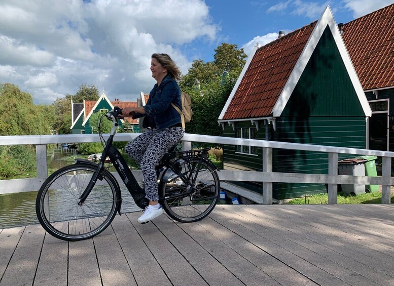 Picture 2 for Activity Amsterdam: Countryside Bike Tour and Zaanse Schans Windmills