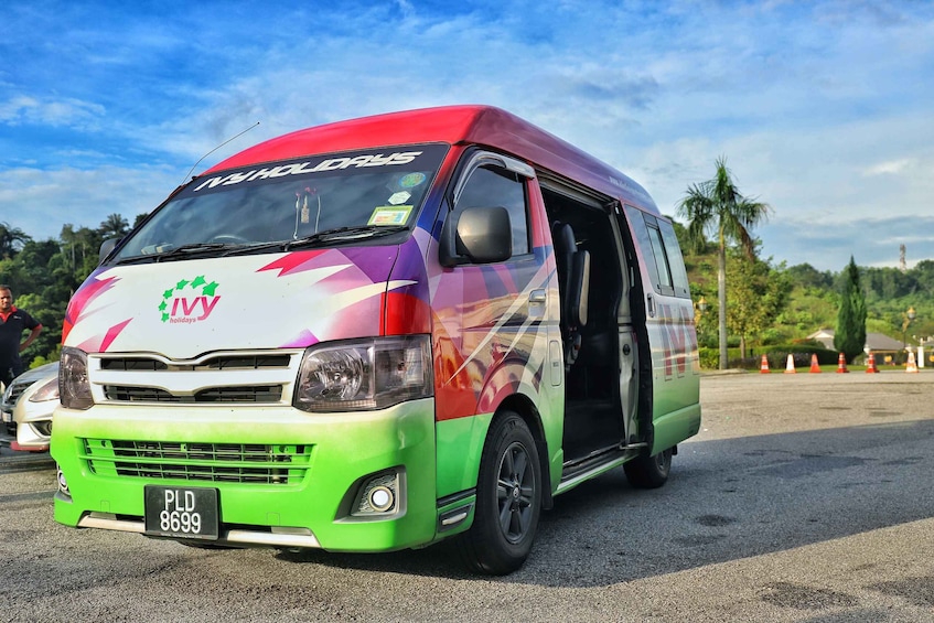 Picture 15 for Activity Kuala Lumpur: Sightseeing by Private Vehicle with Driver