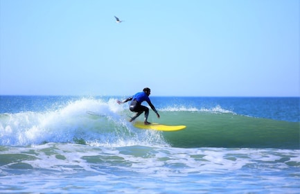 Albufeira : leçon de surf de 2 heures