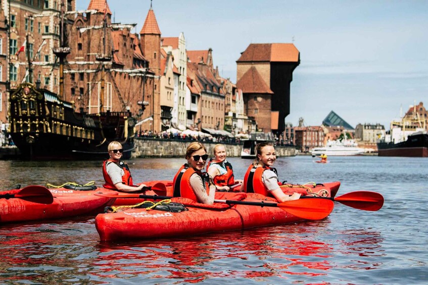 Gdańsk: Islands and Canals Private Kayak Tour