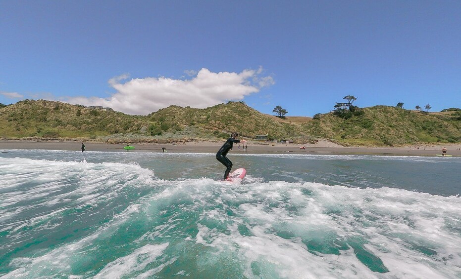 Raglan: 2-Hour Surf Lesson