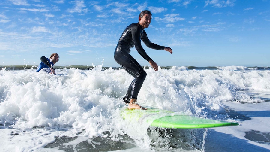 Ventura: 1.5-Hour Private Beginner's Surf Lesson