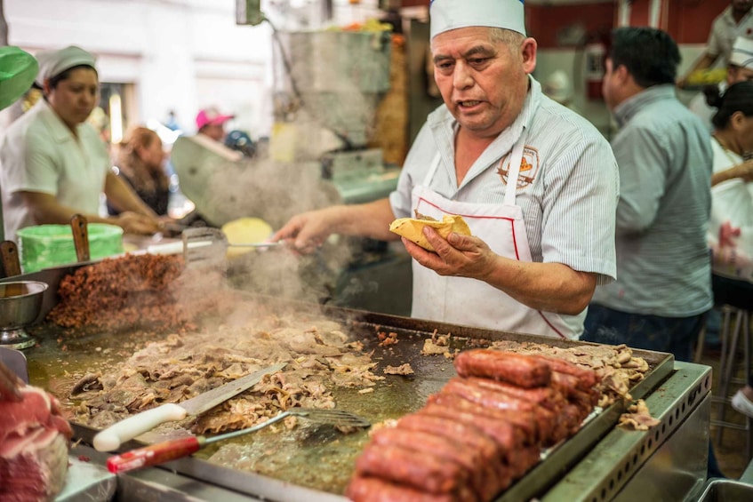 Picture 1 for Activity Mexico City: Market and Beyond Walking Tour with Tastings