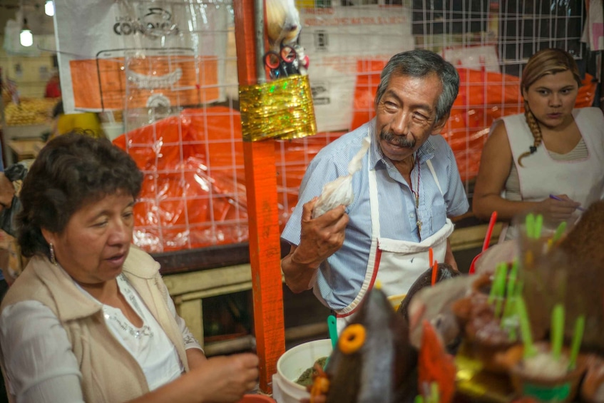 Picture 2 for Activity Mexico City: Market and Beyond Walking Tour with Tastings