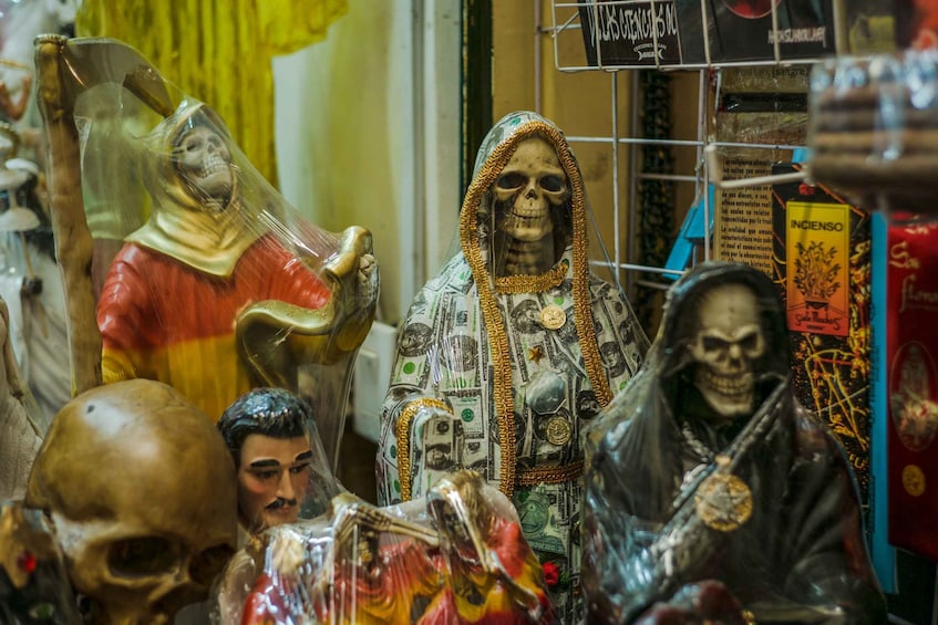 Picture 5 for Activity Mexico City: Market and Beyond Walking Tour with Tastings