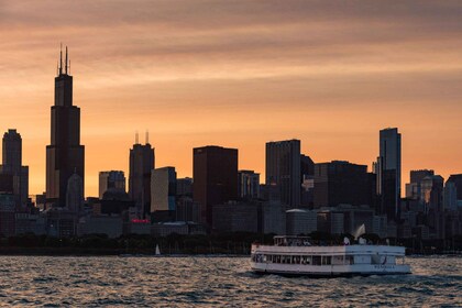 Chicago: 1.5-Hour Romantic Sunset Cruise