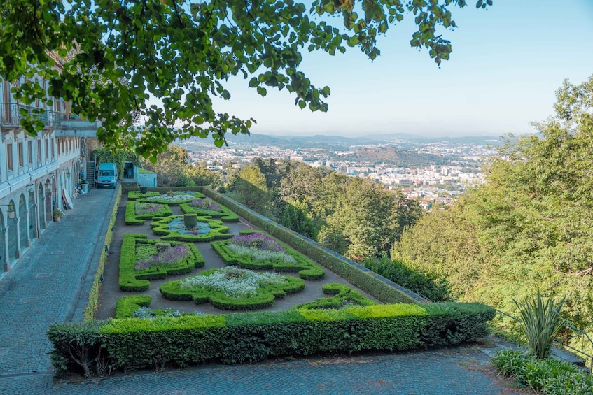 Picture 6 for Activity From Porto: Braga and Guimarães Full-Day Trip