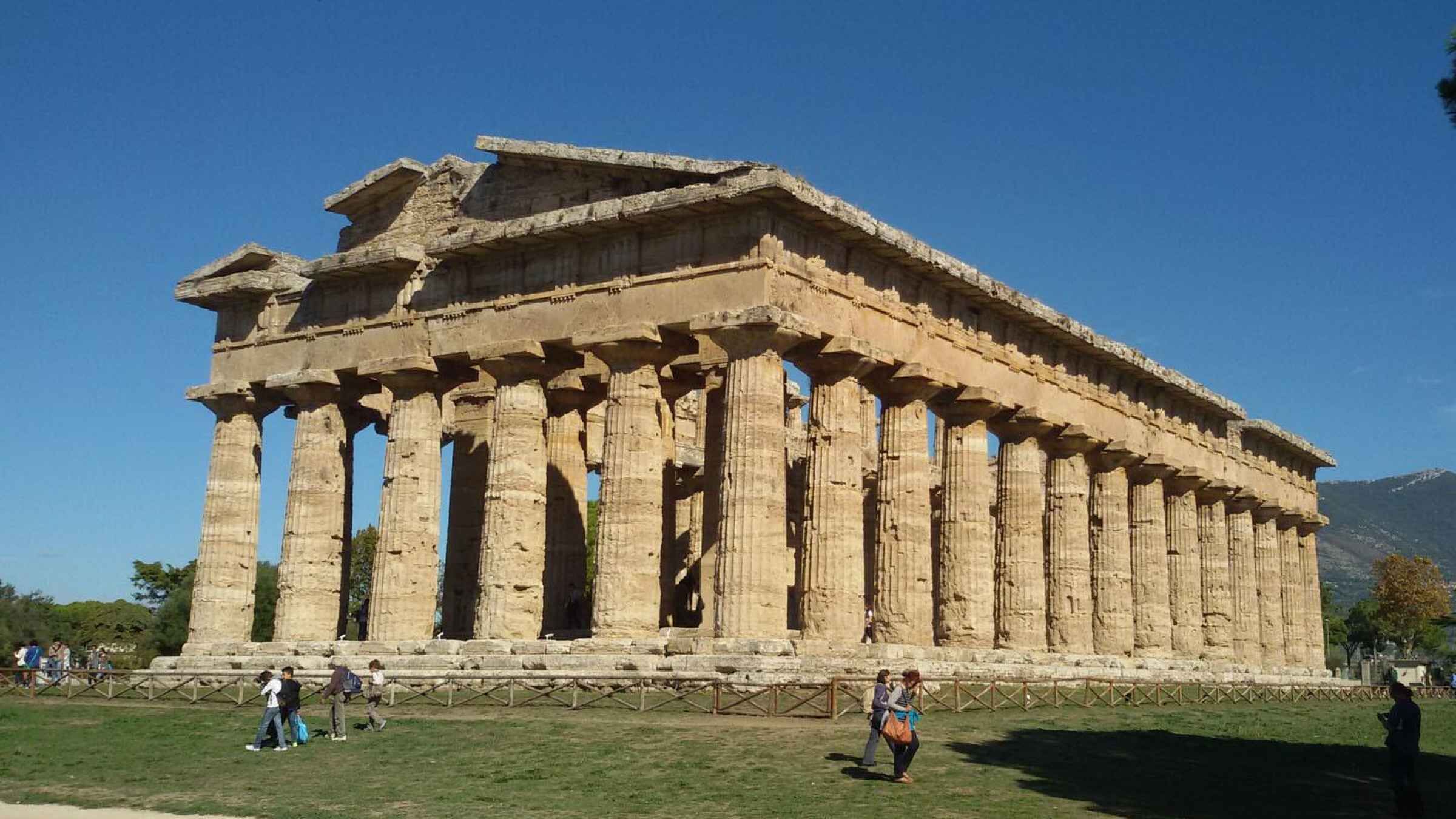 paestum tourist information