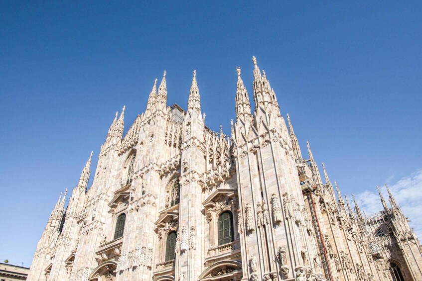 Milan: Fast-Track Milan Cathedral and Terraces Guided Tour