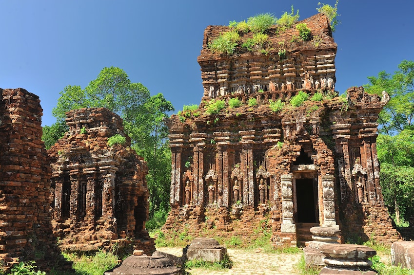 Full-Day Private Hoi An Old Town, Silk Village and My Son Holly Land Tour