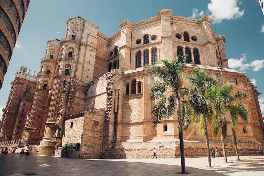 Málaga: 2-Hour Historical Center & Cathedral Tour